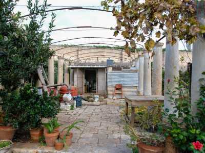 Un insieme che ricorda gli implivium dei giardini romani